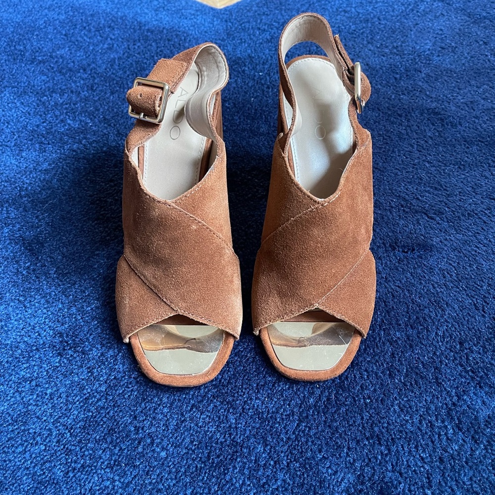 Womens Aldo Sandal Size 8.5